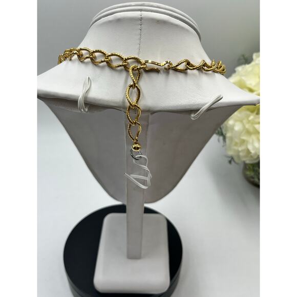 JOSE MARIA BARRERA Avon Spanish Falling Leaves Statement Filigree Bib Necklace - Picture 5 of 10